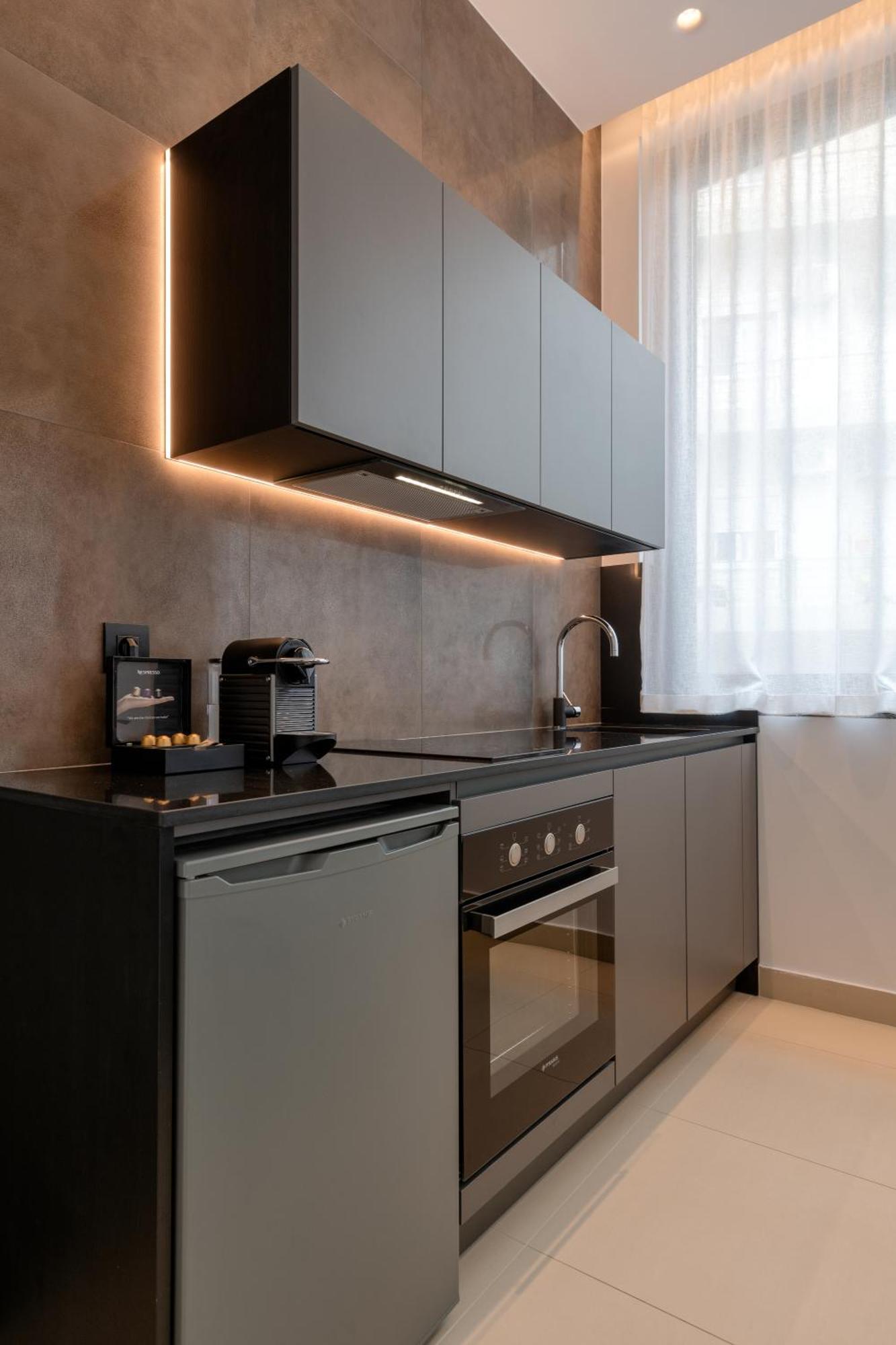 City Lion By Semavί Apartment Heraklion  Bilik gambar